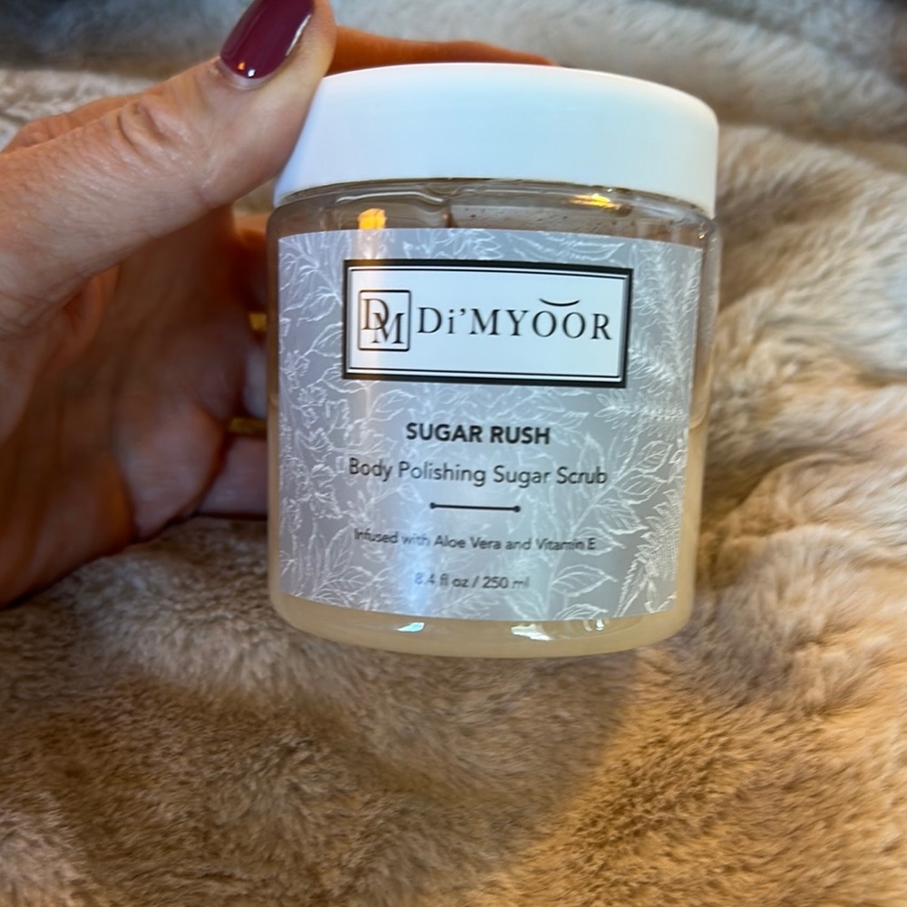 Di’Myoor Sugar Rush Body Polishing Sugar Scrub - new 8.4 oz